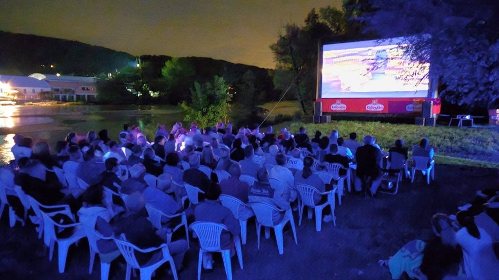 Riječno kino gostovalo na kupalištu Sela Bosiljevska